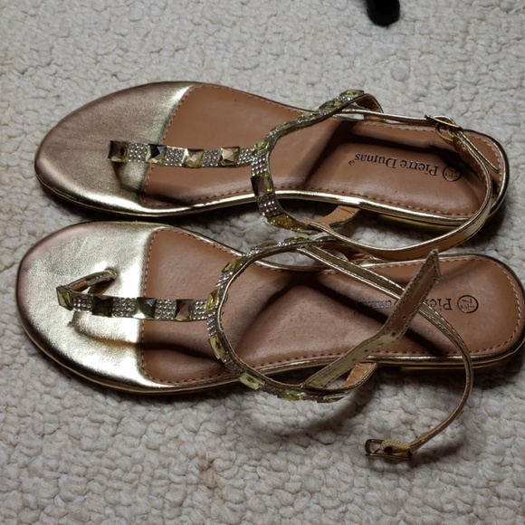 Shoes - Gold Sandles/never worn.